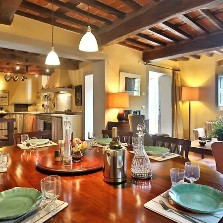 فيلة Castagnori Sleeps 7 Wifi