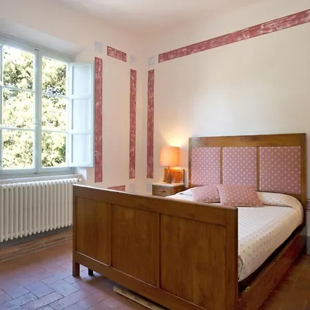 Castagnori Sleeps 7 Wifi فيلة